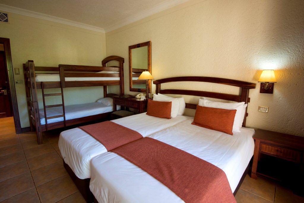เดอะ คิงด้อม แอท วิคตอเรีย ฟอลล์ Hotel วิกตอเรียฟอลส์ ภายนอก รูปภาพ