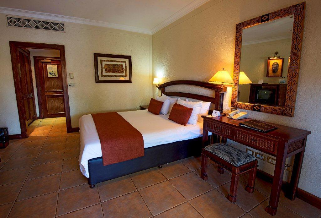 เดอะ คิงด้อม แอท วิคตอเรีย ฟอลล์ Hotel วิกตอเรียฟอลส์ ภายนอก รูปภาพ
